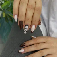 کاشت وترمیم ناخن