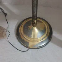 آباژور کنار سالنی