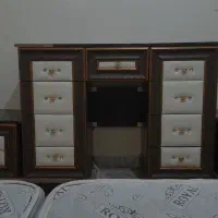 تخت و مخلفات