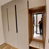 طراحی ونصب و فروش واجرا کابینت وکمددیوار میز تی وی