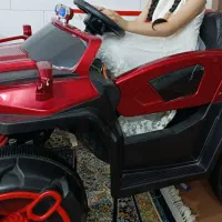 ماشین برقی دو موتوره تمیز