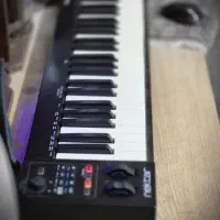 میدی کیبورد نکتار ۴ اکتاوه