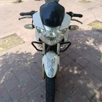موتور سیکلت آپاچی ۱۸۰