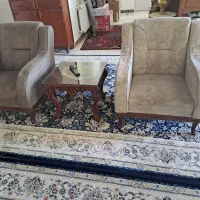 مبل چستر ۸ نفره همراه ۳ عدد  میز عسلی  نو