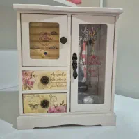 جعبه بدلیجات/جواهرات