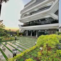 عمارت-لاکچری-فول-امکانات-600متری-مدرن