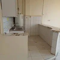 یک واحدی۵۰متری اجاره داده میشود