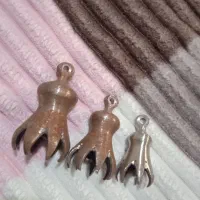 زنگ چکشی  قدیمی شبکه علامت قدیمی و تمیز کار دست
