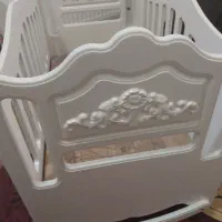گهواره نوزادو تخت کنار مادر  بی بی استار
