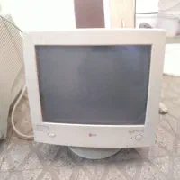 مانیتور قدیمی با کیس مدل LG