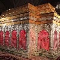مداحی و روضه خوانی