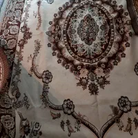 روفرشی طرح گل کرم قهوه ای  بسیار شیک در حد نو  ی