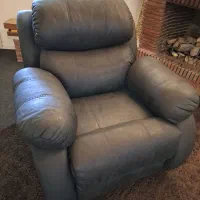 مبل راکر و ریلکس چرم مشکی