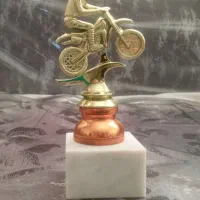 مجسمه موتور سواری