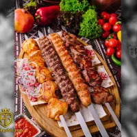 استاد کار برای کبابی