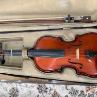 ویولن آماتی ۱۰۰