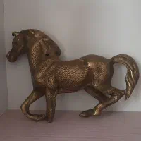 اسب برنجی