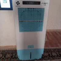 کولر ابی ایستاده
