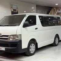 تویوتا هایس ژاپن ۲۰۱۱ کلکسیونی شخصی