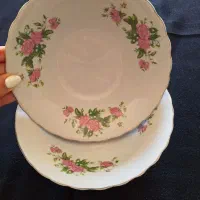 سرویس چینی گل سرخ اصل