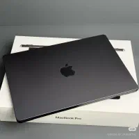 MacBook Pro     مک بوک پرو کاملا نو .