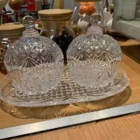 یک جفت قندان با سینی