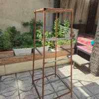چهارپایه آهنی