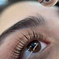 تَخصص لیفت و لمینت و مژه و ابرو بوتاکس رایگان خیام
