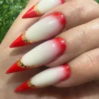 انجام خدمات و اموزش در تمامی لاین های زیبایی