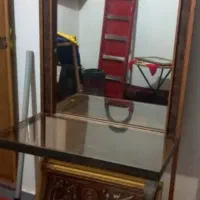 میز آرایشی تمیز