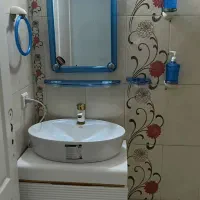آئینه روشویی بالوازم کامل..