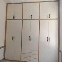 اجرای کابینت. کمد دیواری. کافی بار MDF