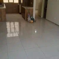 52/سالن مربع/شکوفه