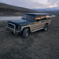 پاترول ۴درب شش سیلندر سالم سقف بدون رنگد