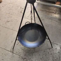 ساج و سه پایه