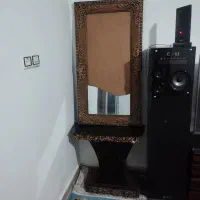 آینه و میز
