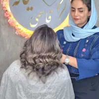 خدمات تخصصی میکاپ شنیون و رنگ و لایت