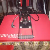 پرس حرارتی سابلیمیشن ۶۰*۴۰ ، در حد خیلی نو