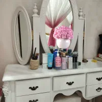 میز چرخ خیاطی، میز آرایش