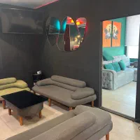 استخدام نیزوی خدمات