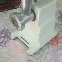 چرخ گوشتی برقی قدیمی ولی کاملا سالم