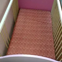 تخت و کمد به همراه خوشخواب