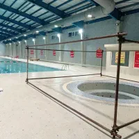 داربست فلزی*کفراژ و تابلو و چهارپایه چرخدار*