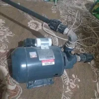 فروش پمپ آب لورا و هفتاد متر لوله یک دوم