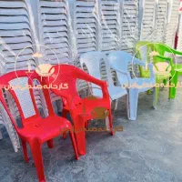 میز و صندلی پلاستیکی طرح کامبیز نهارخوری و غذاخوری