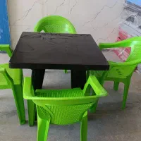 میز و صندلی پلاستیکی طرح نارگیل