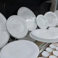 سرویس ۱۸ پارچه گرد کلاسیک فقط ۹۹۰ واقعی