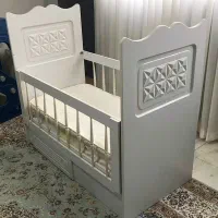 تخت خواب نوزاد