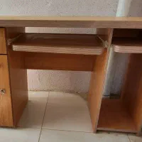 میز کامپیوتر