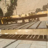 تخت چوبی